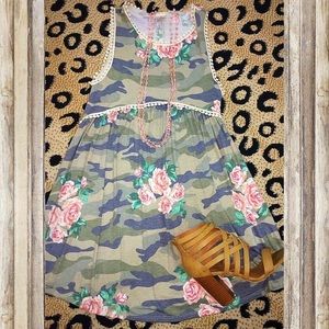 Camp Floral Lace Tank Top